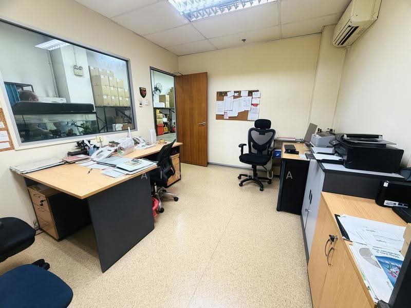 Toh Guan Centre, 21 Toh Guan Road East, Boon Lay / Jurong / Tuas, 1,356 sqft, Factory / Workshop (B2) For Sale, by Claire Chua, 500292713 - Study - CommercialGuru.com.sg