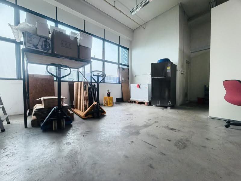 Toh Guan Centre, 21 Toh Guan Road East, Boon Lay / Jurong / Tuas, 1,356 sqft, Factory / Workshop (B2) For Sale, by Claire Chua, 500292713 - CommercialGuru.com.sg