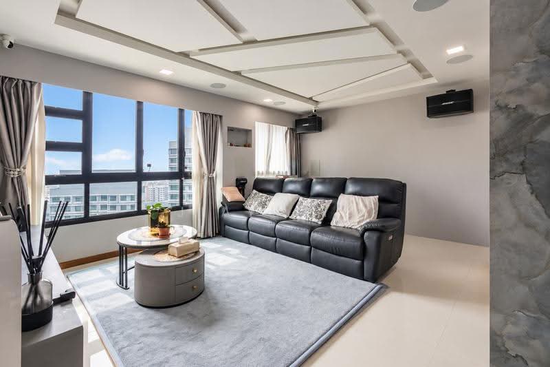 402A Fernvale Lane, 402A Fernvale Lane, Hougang / Punggol / Sengkang, 3 Bedrooms, 1,216 sqft, HDB Flat For Sale, by Jiayu Ng, 500292715 - Living Room - PropertyGuru.com.sg