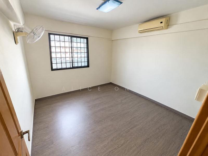 609 Yishun Street 61, 609 Yishun Street 61, Sembawang / Yishun, 3 Bedrooms, 904 sqft, HDB Flat For Sale, by Alice Ong, 500292716 - Common Room 2 - PropertyGuru.com.sg