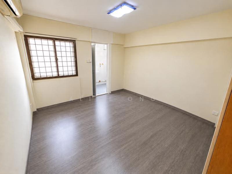 609 Yishun Street 61, 609 Yishun Street 61, Sembawang / Yishun, 3 Bedrooms, 904 sqft, HDB Flat For Sale, by Alice Ong, 500292716 - Master - PropertyGuru.com.sg
