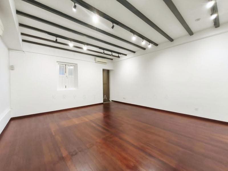 A Dainty Boutique Shophouse with a Gracious Welcome in Tras Street, Tanjong Pagar, Tras Street Craig Road Tanjong Pagar Road, Chinatown / Tanjong Pagar, 750 sqft, Shop / Shophouse For Rent, by Krystal Khor, 500292719 - Interior - CommercialGuru.com.sg