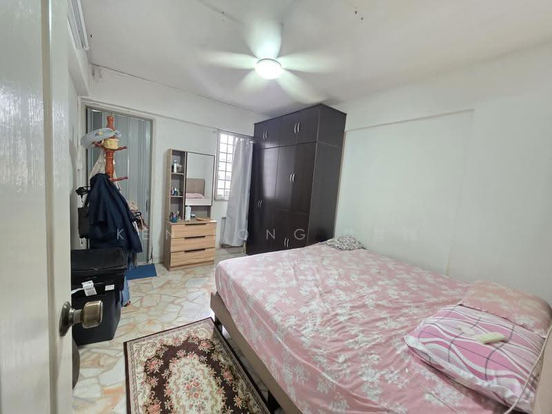 217 Bukit Batok Street 21, 217 Bukit Batok Street 21, Dairy Farm / Bukit Panjang / Choa Chu Kang, 2 Bedrooms, 721 sqft, HDB Flat For Sale, by Ken Bong 黄慧锋, 500292722 - Bedroom - PropertyGuru.com.sg