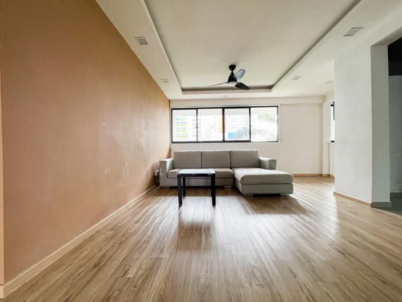 656 Yishun Avenue 4, 656 Yishun Avenue 4, Sembawang / Yishun, 2 Bedrooms, 800 sqft, HDB Flat For Rent, by Phyllis Tan, 500292727 - Living Room - PropertyGuru.com.sg