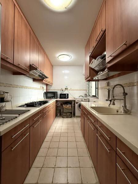 404B Fernvale Lane, 404B Fernvale Lane, Seletar / Yio Chu Kang, 3 Bedrooms, 990 sqft, HDB Flat For Sale, by Yiew Chiou Ling Lynn, 500292732 - Kitchen - PropertyGuru.com.sg