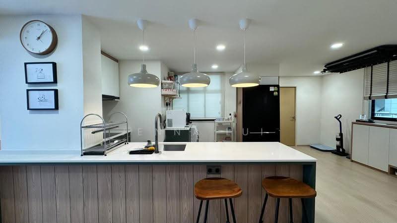 339B Sembawang Close, 339B Sembawang Close, Sembawang / Yishun, 3 Bedrooms, 1,022 sqft, HDB Flat For Sale, by Jenna Lui, 500292761 - Kitchen - PropertyGuru.com.sg
