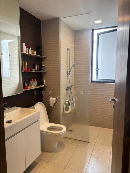Sky Vue, 1 Bishan Street 15, Ang Mo Kio / Bishan / Thomson, 3 Bedrooms, 1,141 sqft, Condominium For Sale, by Yeo Tong Boon, 500292765 - Bathroom - PropertyGuru.com.sg