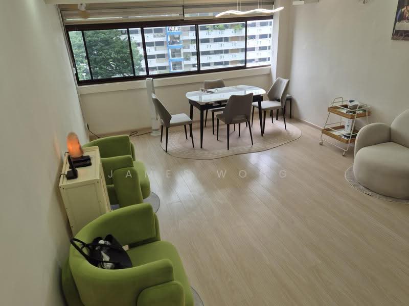 698D Hougang Street 52, 698D Hougang Street 52, Hougang / Punggol / Sengkang, 4 Bedrooms, 1,518 sqft, HDB Flat For Sale, by James Wong, 500292802 - Living Room - PropertyGuru.com.sg