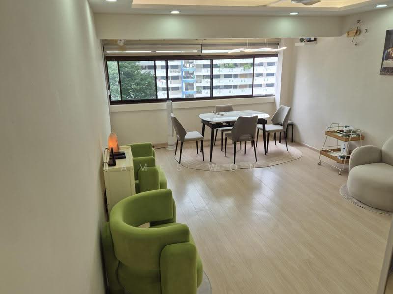 698D Hougang Street 52, 698D Hougang Street 52, Hougang / Punggol / Sengkang, 4 Bedrooms, 1,518 sqft, HDB Flat For Sale, by James Wong, 500292802 - Living Room - PropertyGuru.com.sg