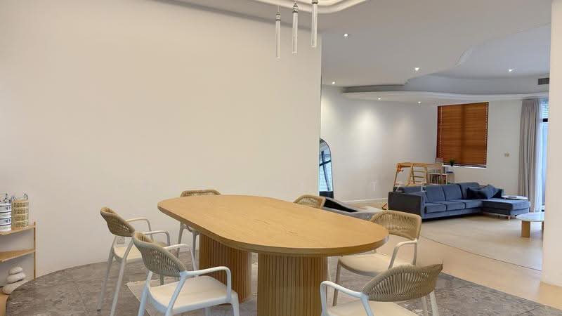 Orchard Bel Air, 245 Orchard Boulevard, Tanglin / Holland / Bukit Timah, 3 Bedrooms, 3,200 sqft, Condominium For Rent, by Chan Hwee Tze, 500292806 - Dining Room - PropertyGuru.com.sg