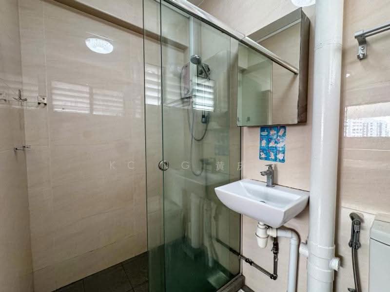 219A Jurong East Street 21, 219A 219A, Boon Lay / Jurong / Tuas, 3 Bedrooms, 1,270 sqft, HDB Flat For Sale, by KC Ng 黄庆宗, 500292813 - PropertyGuru.com.sg