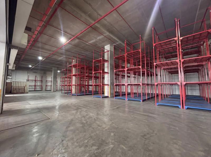 Benoi Road vicinity, Boon Lay / Jurong / Tuas, 73,100 sqft, Warehouse For Rent, by Eva Leong, 500292814 - CommercialGuru.com.sg