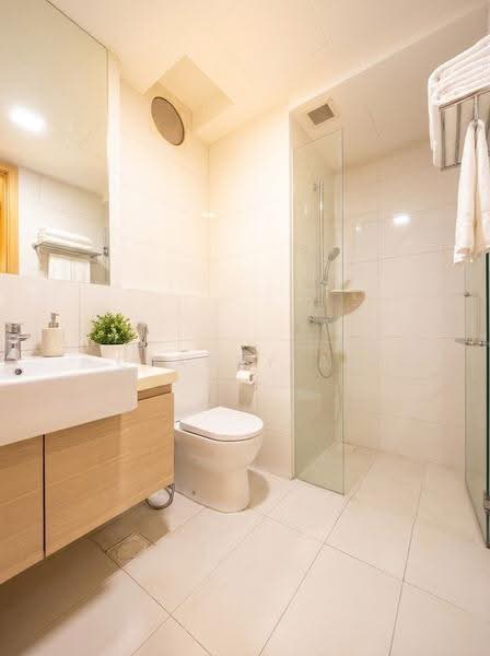 Austville Residences, 13 Sengkang East Avenue, Hougang / Punggol / Sengkang, 2 Bedrooms, 807 sqft, Condominium For Sale, by Clarry Au, 500292816 - Bathroom - PropertyGuru.com.sg