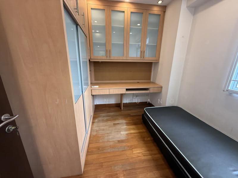Alessandrea, 31 Alexandra Road, Alexandra / Commonwealth, Room Rental, 150 sqft, Apartment For Rent, by Jialin Huang, 500292821 - Study - PropertyGuru.com.sg