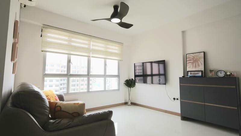 229A Sumang Lane, 229A Sumang Lane, Hougang / Punggol / Sengkang, 3 Bedrooms, 1,001 sqft, HDB Flat For Sale, by Jason Yeo, 500292823 - Living Room - PropertyGuru.com.sg