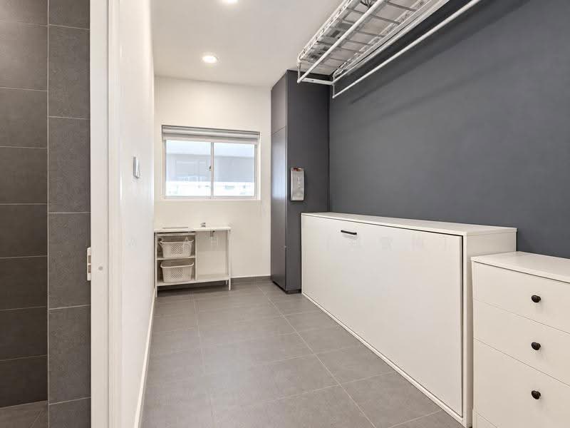 Ridgewood Condominium, 61 Mount Sinai Drive, Tanglin / Holland / Bukit Timah, 3 Bedrooms, 1,744 sqft, Condominium For Sale, by Sarah X. (郑雪梅), 500292836 - Laundry cum Helper Room - PropertyGuru.com.sg