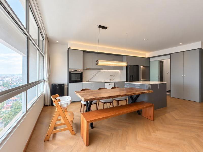 Ridgewood Condominium, 61 Mount Sinai Drive, Tanglin / Holland / Bukit Timah, 3 Bedrooms, 1,744 sqft, Condominium For Sale, by Sarah X. (郑雪梅), 500292836 - Dining Room - PropertyGuru.com.sg
