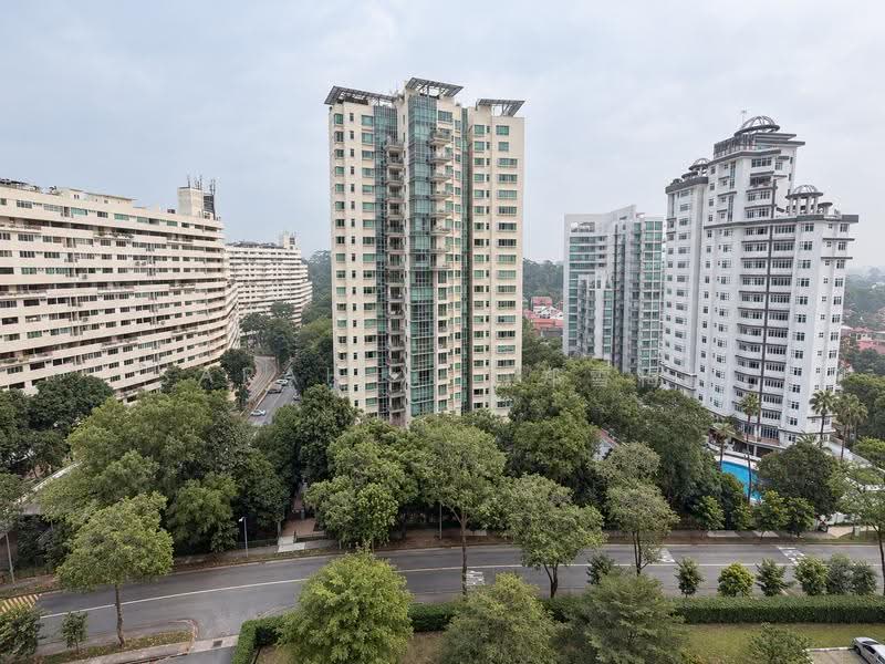 Ridgewood Condominium, 61 Mount Sinai Drive, Tanglin / Holland / Bukit Timah, 3 Bedrooms, 1,744 sqft, Condominium For Sale, by Sarah X. (郑雪梅), 500292836 - Exterior - PropertyGuru.com.sg