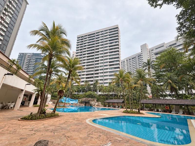 Ridgewood Condominium, 61 Mount Sinai Drive, Tanglin / Holland / Bukit Timah, 3 Bedrooms, 1,744 sqft, Condominium For Sale, by Sarah X. (郑雪梅), 500292836 - Pool - PropertyGuru.com.sg