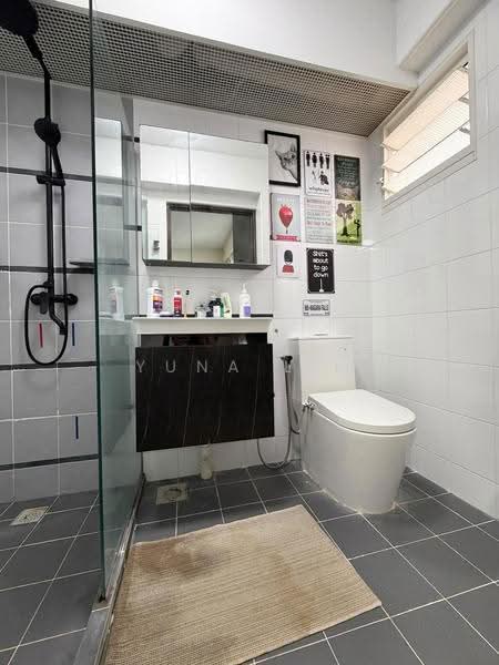 268C Punggol Field, 268C Punggol Field, Hougang / Punggol / Sengkang, 3 Bedrooms, 1,022 sqft, HDB Flat For Sale, by Yuna Lim, 500292850 - Bathroom - PropertyGuru.com.sg