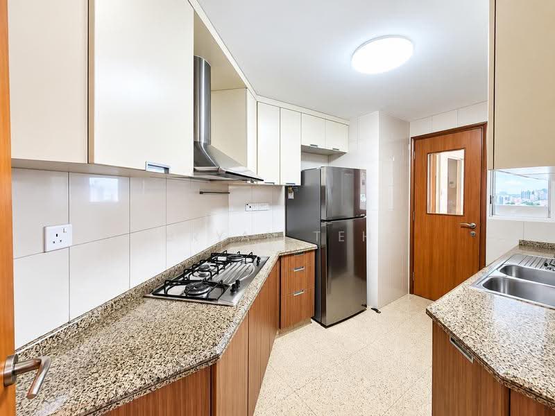 Rafflesia Condo, 31 Bishan Street 21, Ang Mo Kio / Bishan / Thomson, 3 Bedrooms, 1,195 sqft, Condominium For Rent, by Bryan Teh, 500292857 - Kitchen - PropertyGuru.com.sg