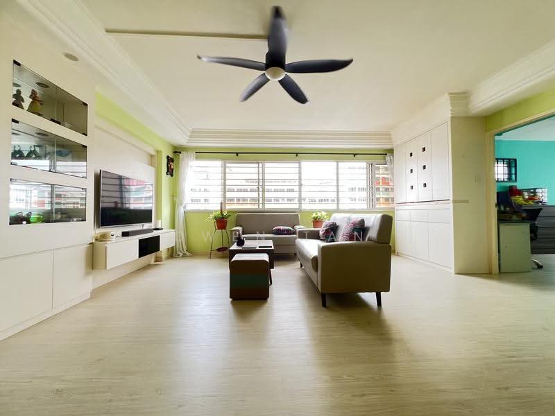 408 Choa Chu Kang Avenue 3, 408 Choa Chu Kang Avenue 3, Dairy Farm / Bukit Panjang / Choa Chu Kang, 3 Bedrooms, 1,130 sqft, HDB Flat For Sale, by Owen Tan, 500292870 - Living Room - PropertyGuru.com.sg
