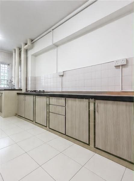 321 Yishun Central, 321 Yishun Central, Sembawang / Yishun, 2 Bedrooms, 796 sqft, HDB Flat For Sale, by Yuna Lim, 500292877 - Kitchen - PropertyGuru.com.sg