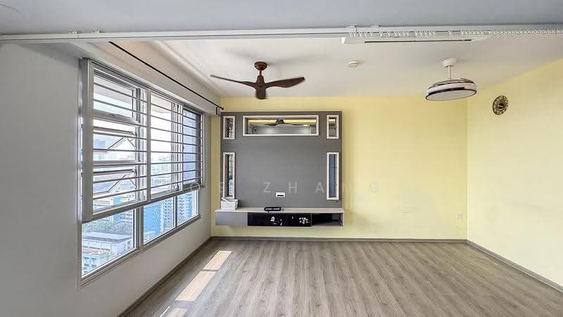 227A Ang Mo Kio Street 23, 227A Ang Mo Kio Street 23, Ang Mo Kio / Bishan / Thomson, 1 Bedroom, 506 sqft, HDB Flat For Sale, by Joe Zhang, 500292888 - Living Room - PropertyGuru.com.sg