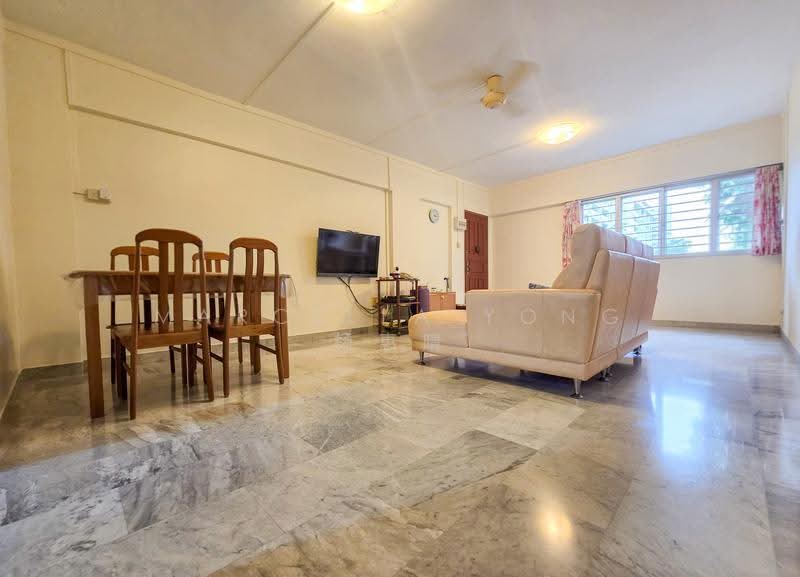 121 Hougang Avenue 1, 121 Hougang Avenue 1, Hougang / Punggol / Sengkang, 3 Bedrooms, 1,001 sqft, HDB Flat For Sale, by Marcella Yong 杨惠晴, 500292916 - Living Room - PropertyGuru.com.sg