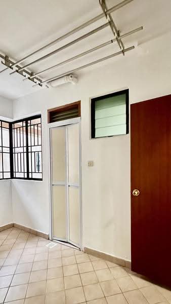 Pinevale, 8 Tampines Street 73, Pasir Ris / Tampines, 3 Bedrooms, 1,281 sqft, Condominium For Sale, by Joycelyn Wong 黄琪棋, 500292918 - Interior - PropertyGuru.com.sg