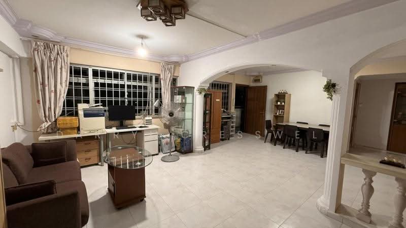 860 Woodlands Street 83, 860 Woodlands Street 83, Admiralty / Woodlands, 3 Bedrooms, 1,140 sqft, HDB Flat For Sale, by Darryl Cresswell, 500292923 - Living Room - PropertyGuru.com.sg