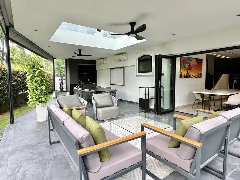 Hillview Villas, Hillview Way, Dairy Farm / Bukit Panjang / Choa Chu Kang, 5 Bedrooms, 4,300 sqft, Corner Terrace For Sale, by Christine Low, 500292931 - Level 1 Patio - PropertyGuru.com.sg