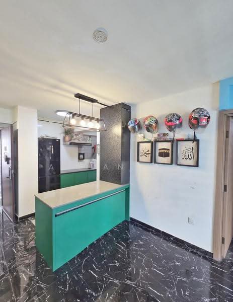 413A Northshore Drive, 413A Northshore Drive, Hougang / Punggol / Sengkang, 2 Bedrooms, 721 sqft, HDB Flat For Sale, by Adrian Tan, 500292958 - Kitchen - PropertyGuru.com.sg