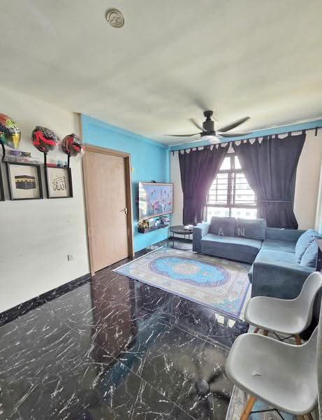 413A Northshore Drive, 413A Northshore Drive, Hougang / Punggol / Sengkang, 2 Bedrooms, 721 sqft, HDB Flat For Sale, by Adrian Tan, 500292958 - Living Room - PropertyGuru.com.sg