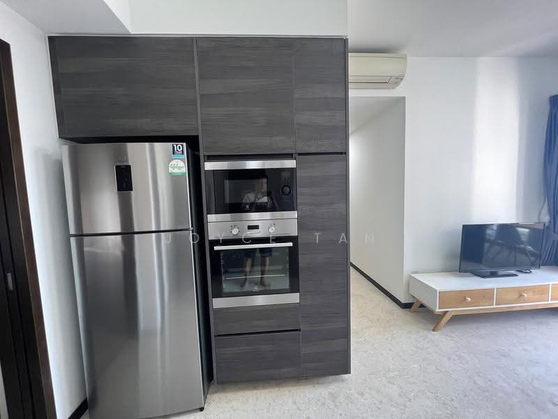 Sims Urban Oasis, 16 Sims Drive, Eunos / Geylang / Paya Lebar, Room Rental, 150 sqft, Condominium For Rent, by Joyce Tan, 500292975 - Kitchen - PropertyGuru.com.sg