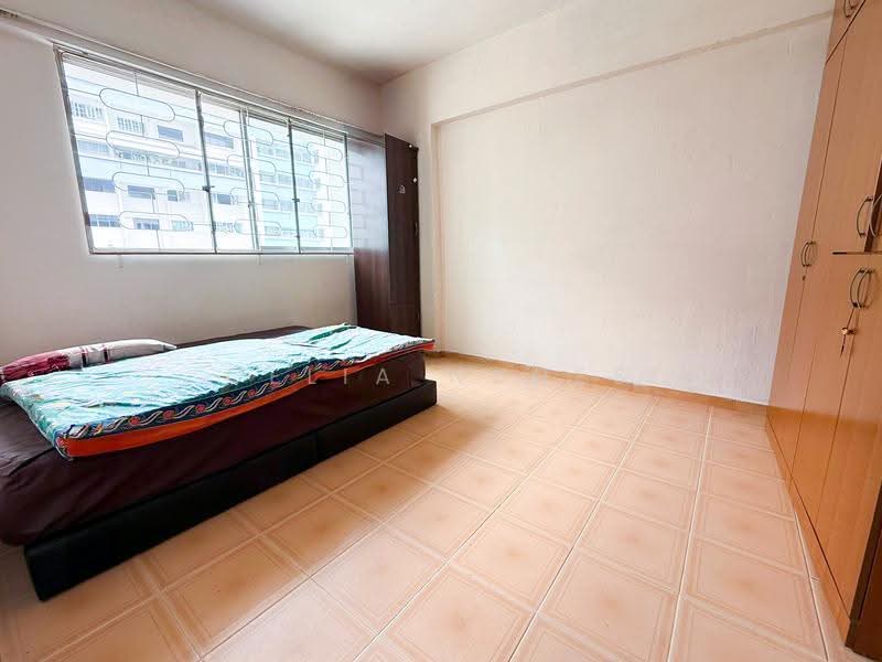 286 Tampines Street 22, 286 Tampines Street 22, Pasir Ris / Tampines, 3 Bedrooms, 1,108 sqft, HDB Flat For Sale, by CeLia Nunes, 500292978 - Bedroom - PropertyGuru.com.sg