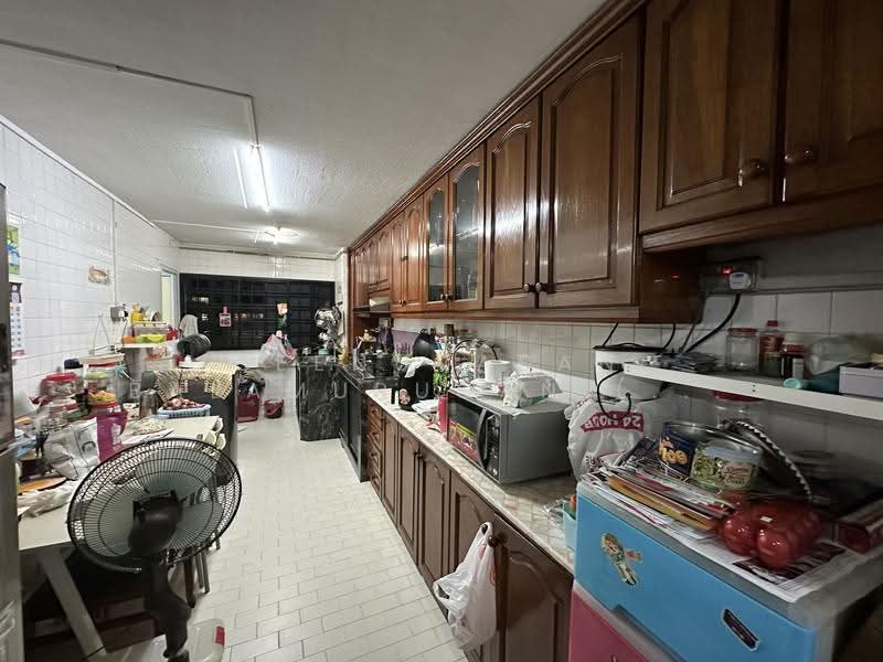 650 Hougang Avenue 8, 650 Hougang Avenue 8, Hougang / Punggol / Sengkang, 3 Bedrooms, 904 sqft, HDB Flat For Sale, by Seenuvasan Balamurugan (Bala), 500292982 - Kitchen - PropertyGuru.com.sg