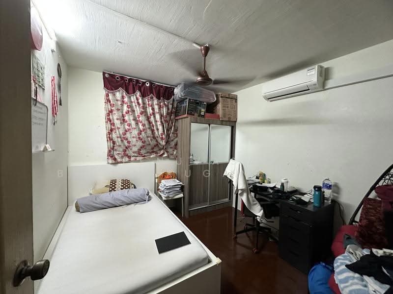 650 Hougang Avenue 8, 650 Hougang Avenue 8, Hougang / Punggol / Sengkang, 3 Bedrooms, 904 sqft, HDB Flat For Sale, by Seenuvasan Balamurugan (Bala), 500292982 - Bedroom - PropertyGuru.com.sg
