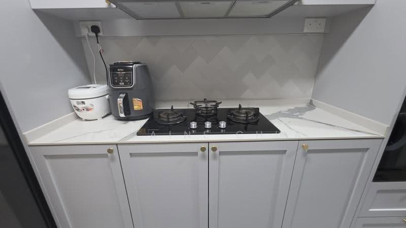 222B Bedok North Drive, 222B Bedok North Drive, Bedok / Upper East Coast, 3 Bedrooms, 990 sqft, HDB Flat For Sale, by Jomaine Chua, 500292988 - Kitchen - PropertyGuru.com.sg