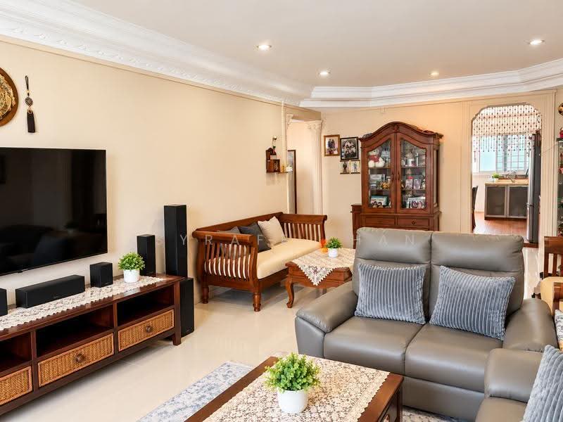 150 Petir Road, 150 Petir Road, Dairy Farm / Bukit Panjang / Choa Chu Kang, 3 Bedrooms, 1,108 sqft, HDB Flat For Sale, by Asyraff Khan, 500292999 - Living Room - PropertyGuru.com.sg
