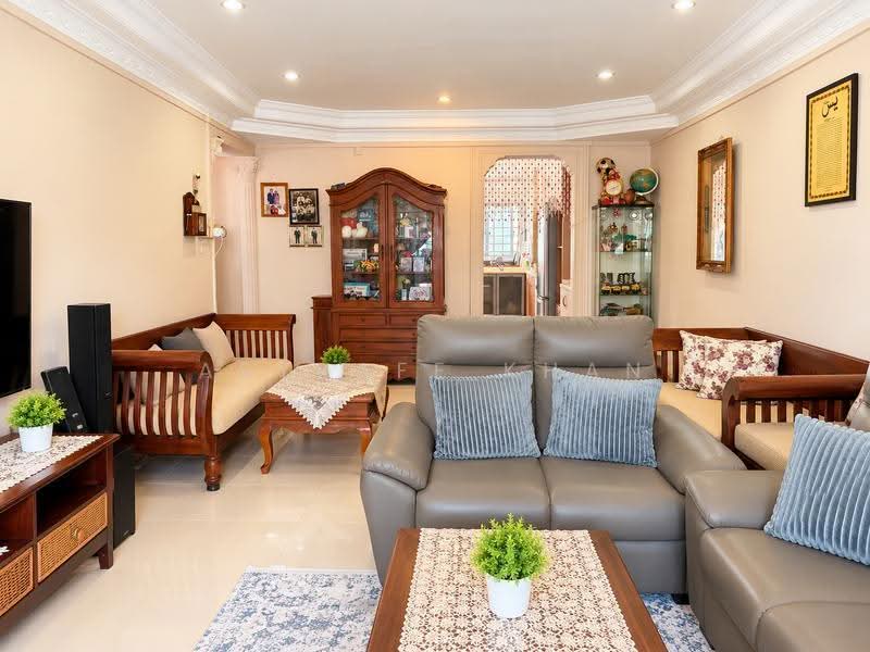 150 Petir Road, 150 Petir Road, Dairy Farm / Bukit Panjang / Choa Chu Kang, 3 Bedrooms, 1,108 sqft, HDB Flat For Sale, by Asyraff Khan, 500292999 - Living Room - PropertyGuru.com.sg