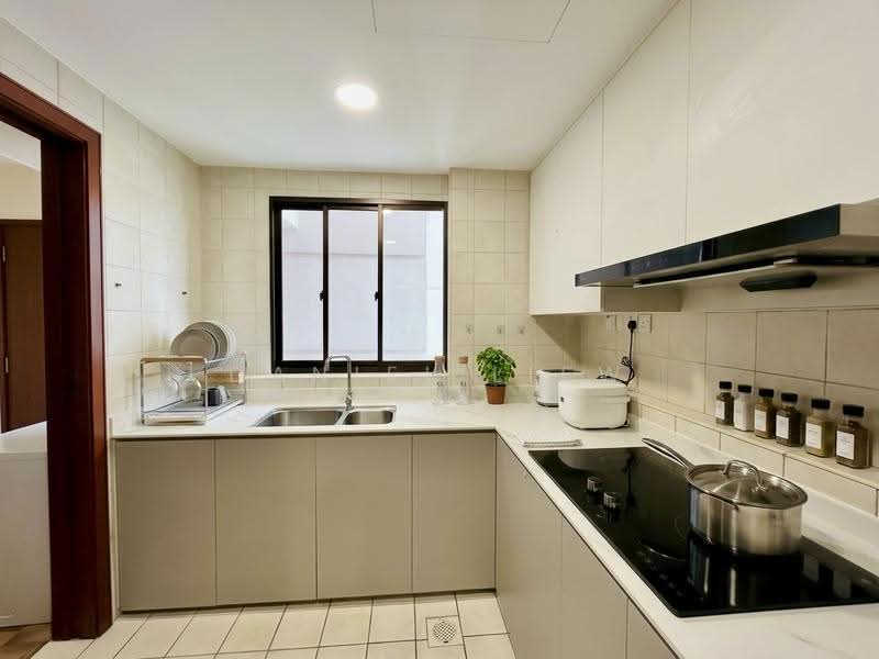 The Mayfair, 1 Jurong East Street 32, Boon Lay / Jurong / Tuas, 3 Bedrooms, 1,227 sqft, Condominium For Sale, by Daniel Liew, 500293002 - Kitchen - PropertyGuru.com.sg