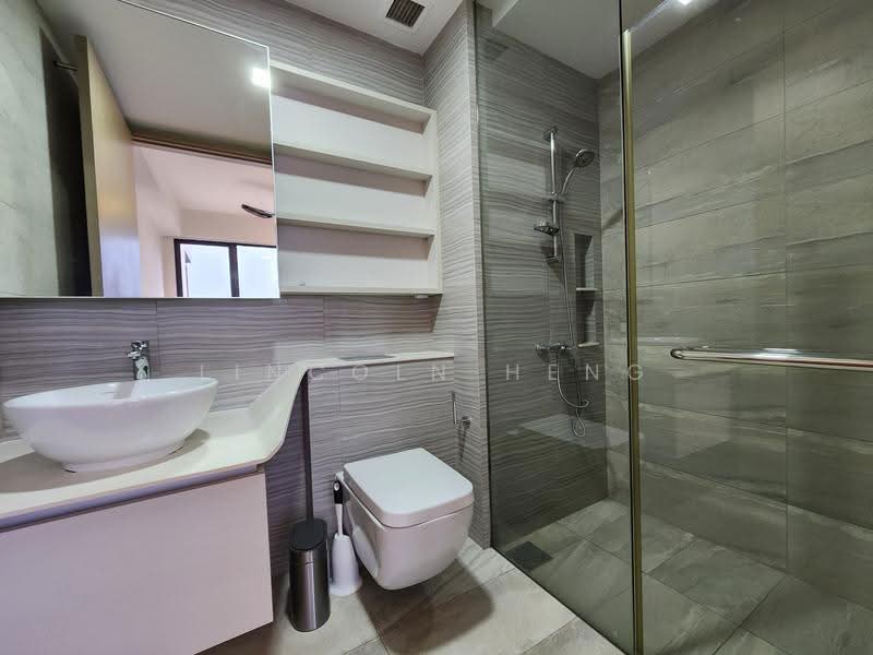 High Park Residences, 25 Fernvale Road, Seletar / Yio Chu Kang, 2 Bedrooms, 732 sqft, Condominium For Sale, by Lincoln Heng, 500293008 - Bathroom - PropertyGuru.com.sg