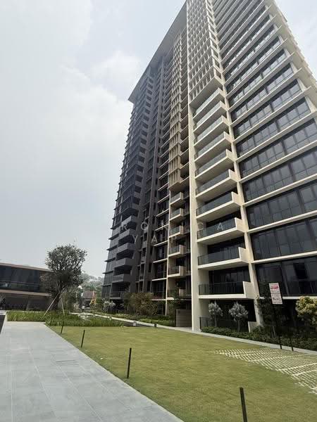 The Myst, 800 Upper Bukit Timah Road, Dairy Farm / Bukit Panjang / Choa Chu Kang, 2 Bedrooms, 678 sqft, Condominium For Rent, by Veronica Yap, 500293010 - Exterior - PropertyGuru.com.sg
