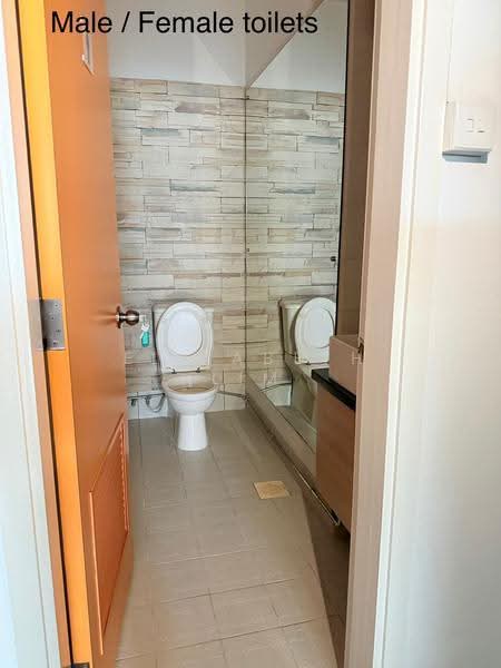 Move-in ready Fitted B1 space Fengshui Redhill Bukit Merah Queenstown, Jalan Bukit Merah, Alexandra / Commonwealth, 2,766 sqft, Light Industrial (B1) For Rent, by Elizabeth Lim, 500293017 - Bathroom - CommercialGuru.com.sg