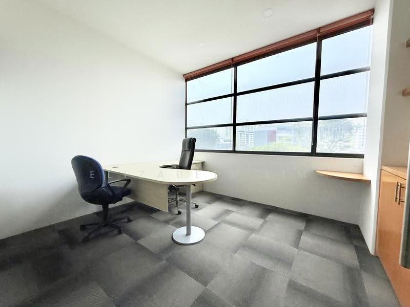 Move-in ready Fitted B1 space Fengshui Redhill Bukit Merah Queenstown, Jalan Bukit Merah, Alexandra / Commonwealth, 2,766 sqft, Light Industrial (B1) For Rent, by Elizabeth Lim, 500293017 - Study - CommercialGuru.com.sg