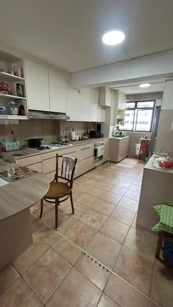 31 Marine Crescent, 31 Marine Crescent, East Coast / Marine Parade, 2 Bedrooms, 700 sqft, HDB Flat For Sale, by Cindy Chua 蔡欣迪, 500293035 - Kitchen - PropertyGuru.com.sg
