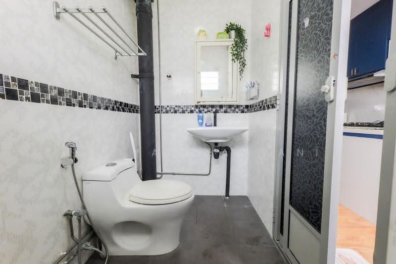 707 Pasir Ris Drive 10, 707 Pasir Ris Drive 10, Pasir Ris / Tampines, 4 Bedrooms, 1,335 sqft, HDB Flat For Sale, by Nadiyah Kamsani, 500293036 - PropertyGuru.com.sg
