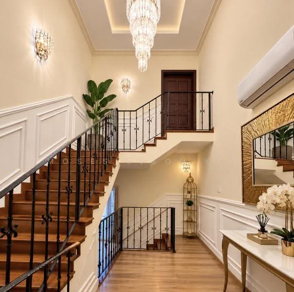 Mera Gardens, Almond Crescent, Dairy Farm / Bukit Panjang / Choa Chu Kang, 5 Bedrooms, 3,875 sqft, Detached House For Sale, by Moses Elson Yeo, 500293038 - Entrance - PropertyGuru.com.sg
