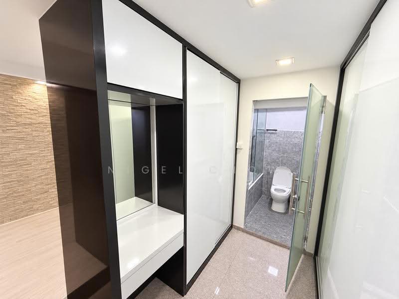 629 Jurong West Street 65, 629 Jurong West Street 65, Boon Lay / Jurong / Tuas, 4 Bedrooms, 1,399 sqft, HDB Flat For Rent, by Nigel Chow, 500293040 - Bathroom - PropertyGuru.com.sg